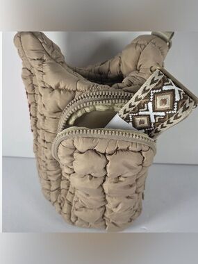 Simply Southern Shoulder water bottle bag NWT